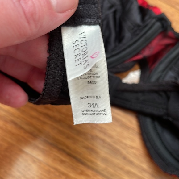 Victoria’s Secret Embroidered Demi Bra - Picture 15 of 16